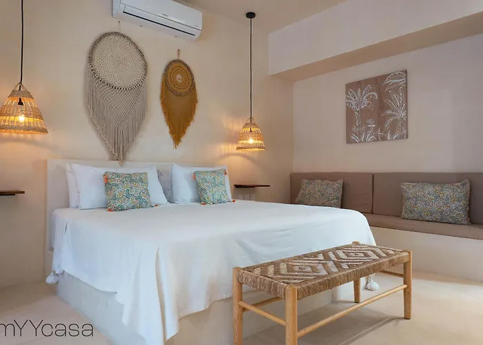 Casa Yaakun *